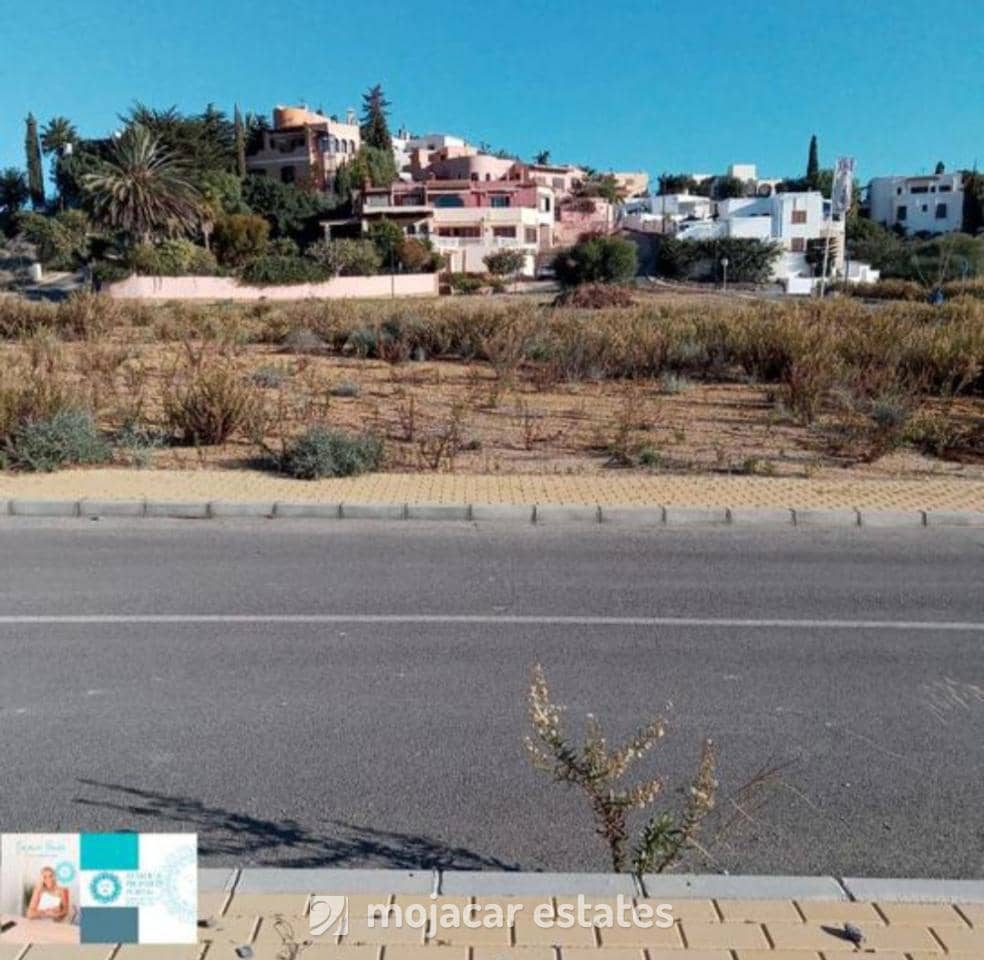 Grunde uden byggetilladelser til salg i Mojacar - € 165.000 (Ref: 9228087)