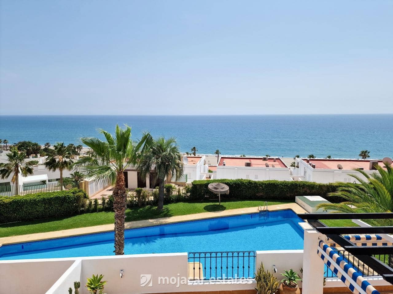 2 bedroom Apartment for sale in Mojacar with pool - € 285,000 (Ref: 9352974)