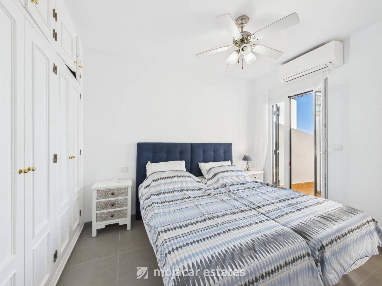 2 bedroom Apartment for sale in Mojacar with pool - € 285,000 (Ref: 9352974)