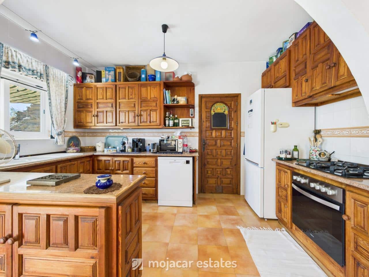 4 sypialnia Willa na sprzedaż w Mojacar z basenem - 725 000 € (Ref: 9360998)