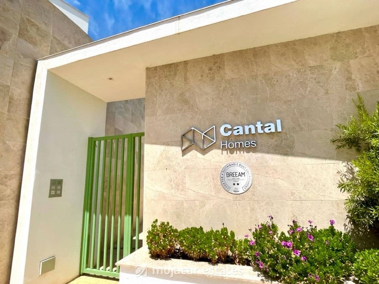 Apartamento de 2 habitaciones en Mojácar en venta con piscina - 299.000 € (Ref: 9378531)