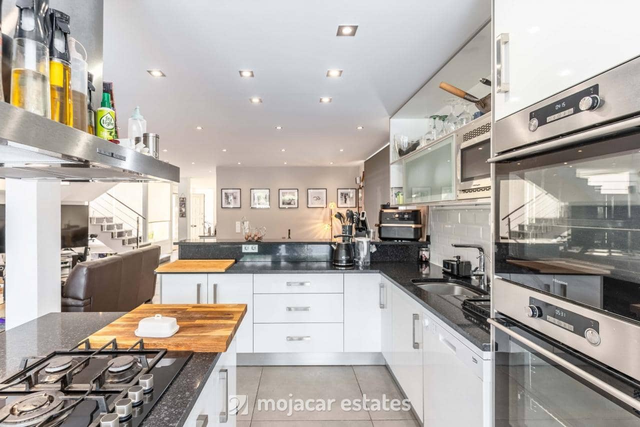 5 soverom Villa til salgs i Garrucha med svømmebasseng - € 1 150 000 (Ref: 9386983)