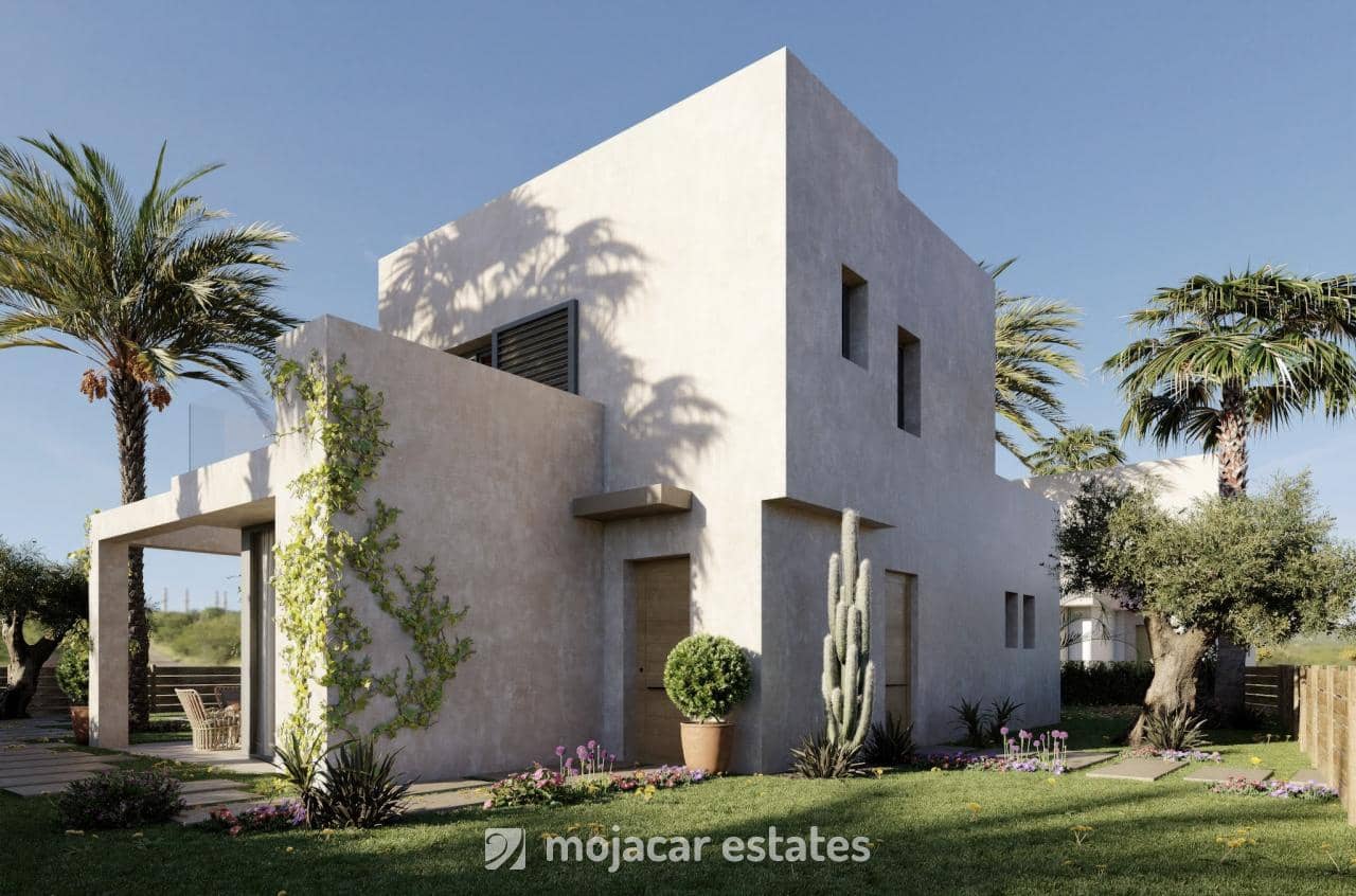 4 bedroom Villa for sale in Cuevas del Almanzora with pool - € 500,000 (Ref: 9496559)