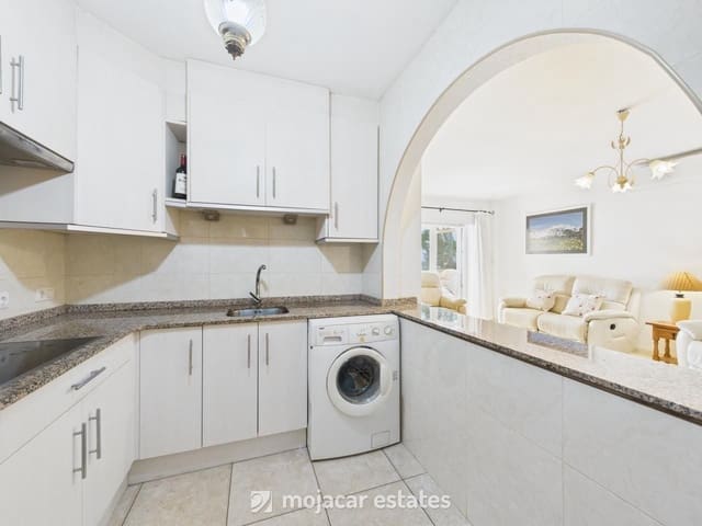 2 soveværelse Lejlighed til salg i Mojácar med swimmingpool - € 209.000 (Ref: 9523700)