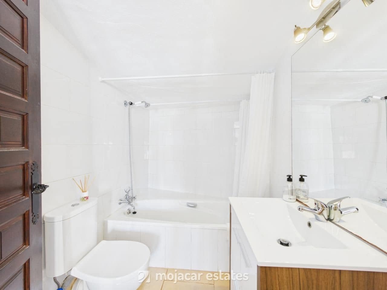 4 soveværelse Villa til salg i Mojacar - € 359.950 (Ref: 9547354)