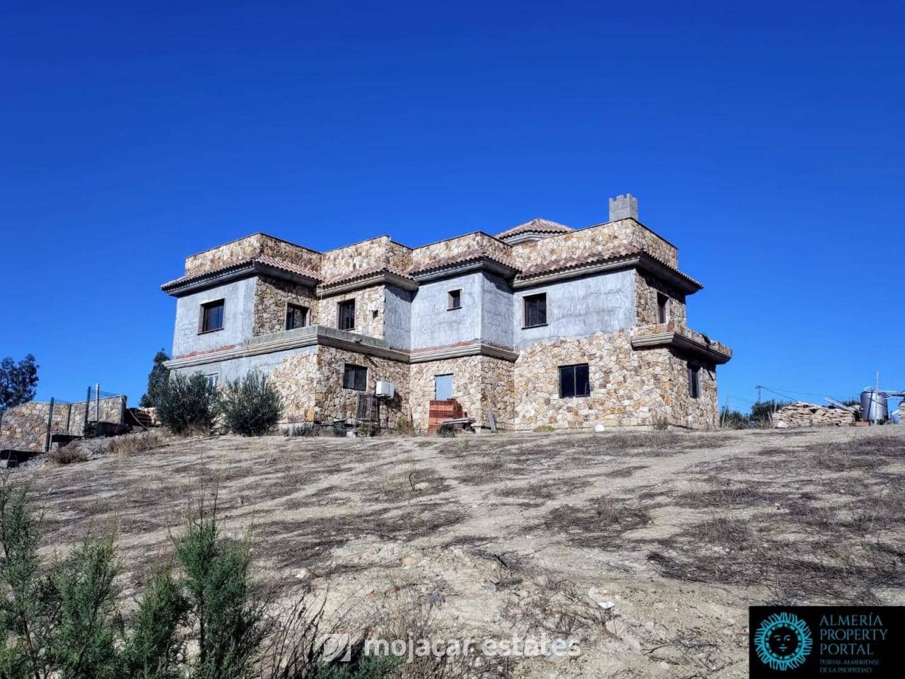 Villa for sale in Turre - € 399,000 (Ref: 9632862)