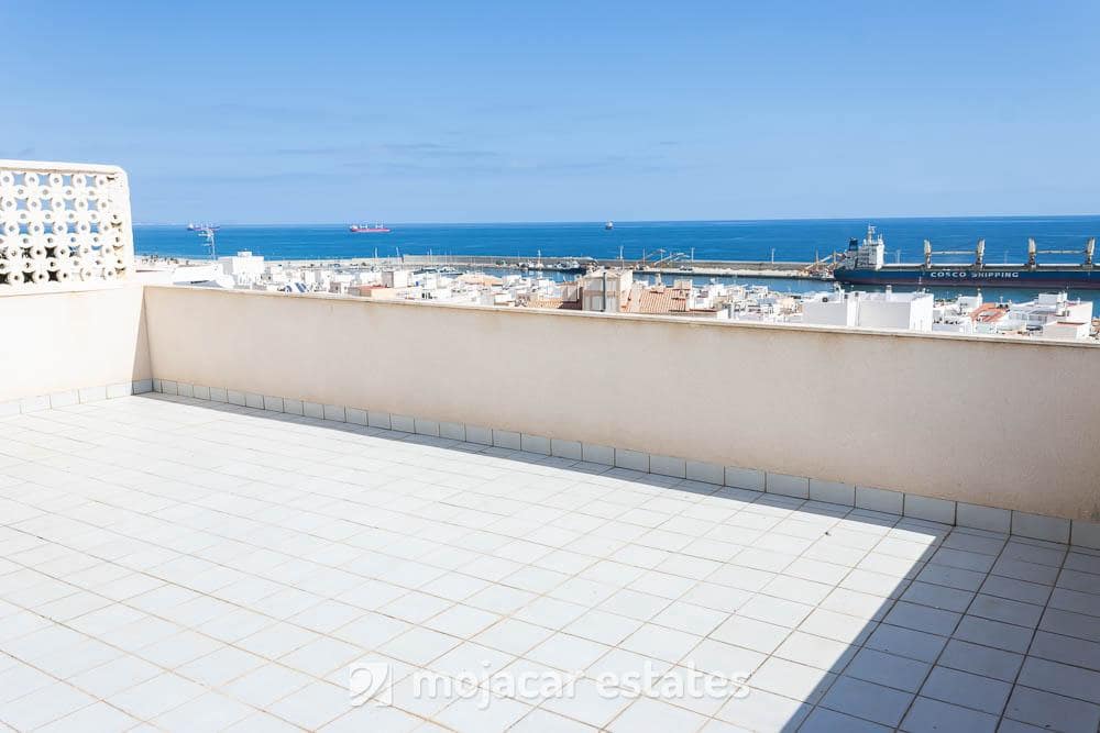 2 quarto Penthouse para venda em Garrucha - 145 000 € (Ref: 9720946)