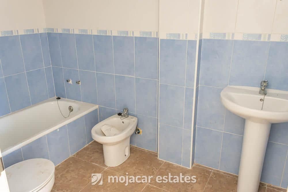 2 quarto Penthouse para venda em Garrucha - 145 000 € (Ref: 9720946)