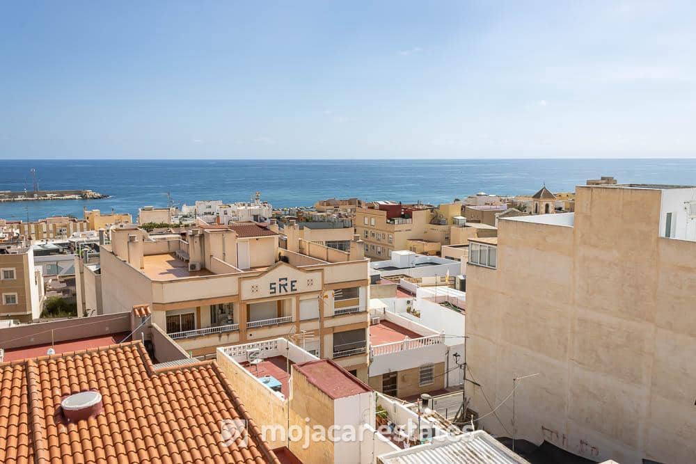 2 quarto Penthouse para venda em Garrucha - 145 000 € (Ref: 9720946)