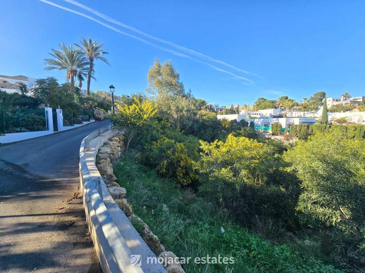 Ubebygd land til salgs i Mojacar - € 500 000 (Ref: 9720947)