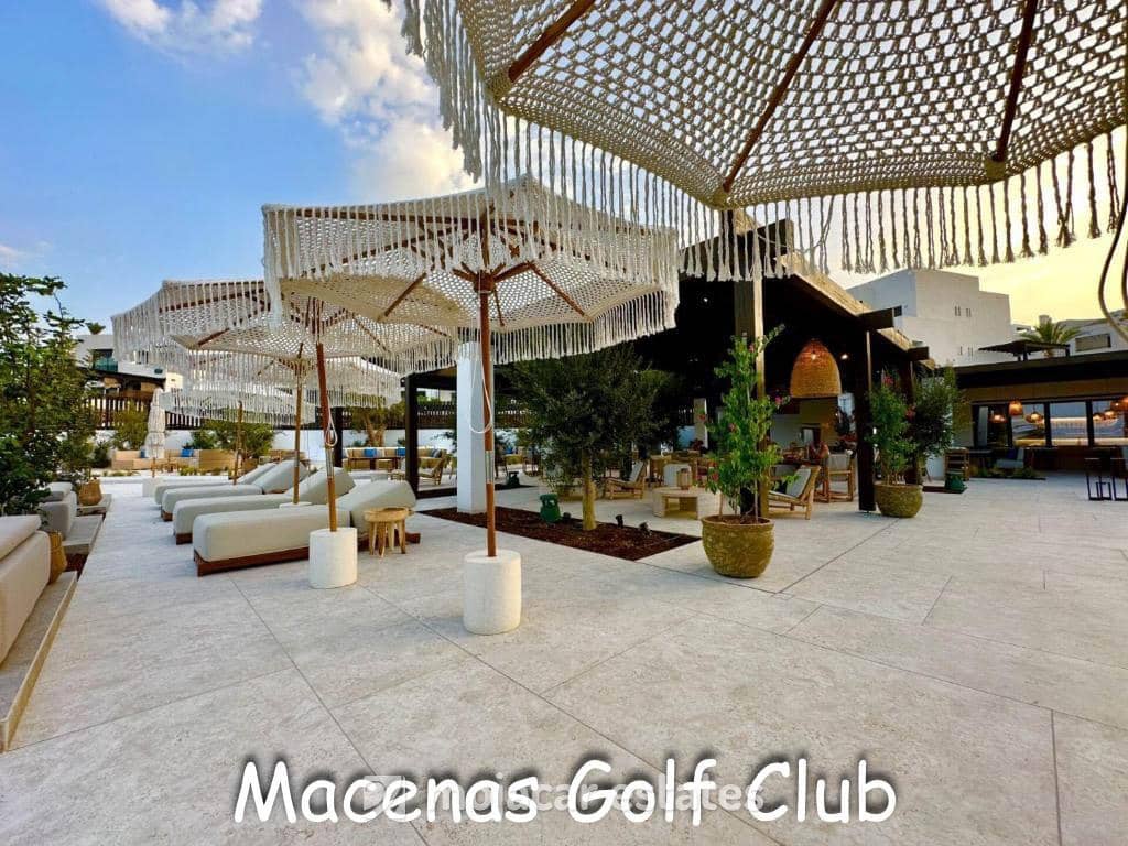 2 bedroom Apartment for sale in Mojacar with pool garage - € 395,000 (Ref: 9727672)