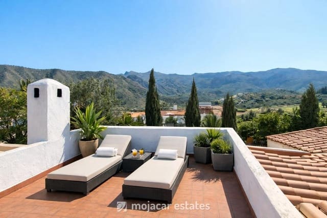 Chalet de 3 habitaciones en Turre en venta - 315.000 € (Ref: 9737350)