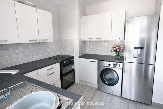 Chalet de 3 habitaciones en Turre en venta - 315.000 € (Ref: 9737350)