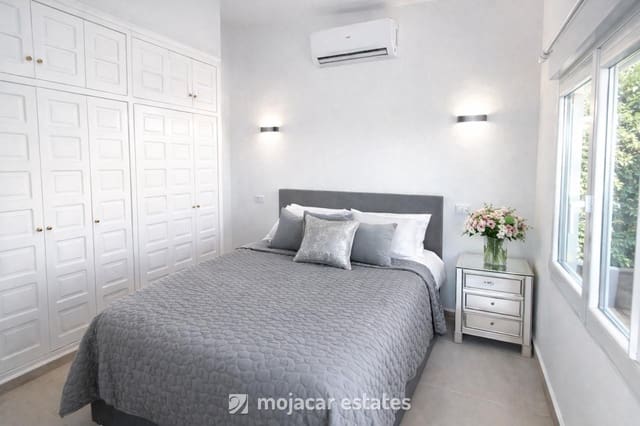 Chalet de 3 habitaciones en Turre en venta - 315.000 € (Ref: 9737350)