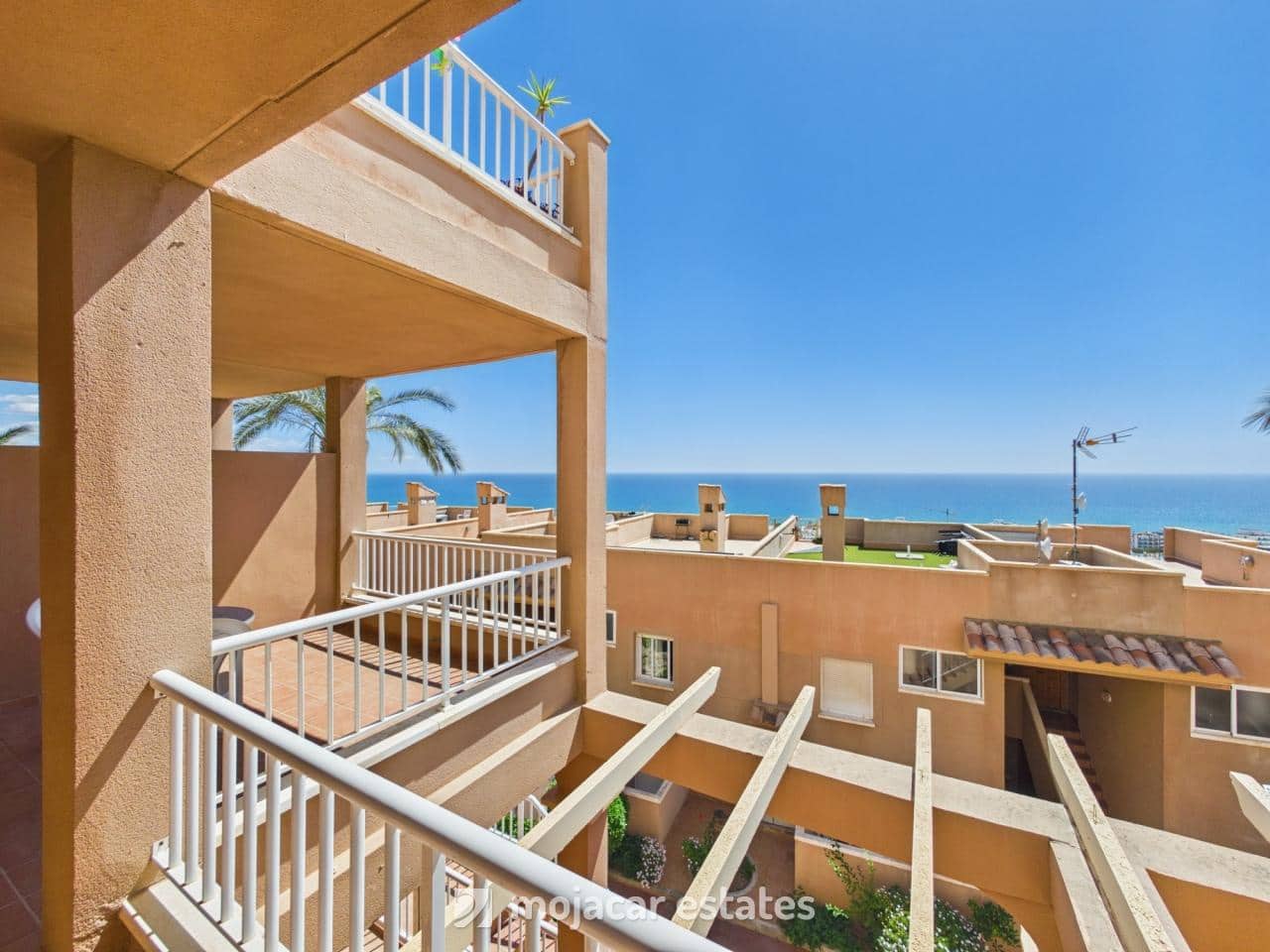2 soverom Leilighet til salgs i Mojacar med svømmebasseng - € 155 000 (Ref: 9834893)