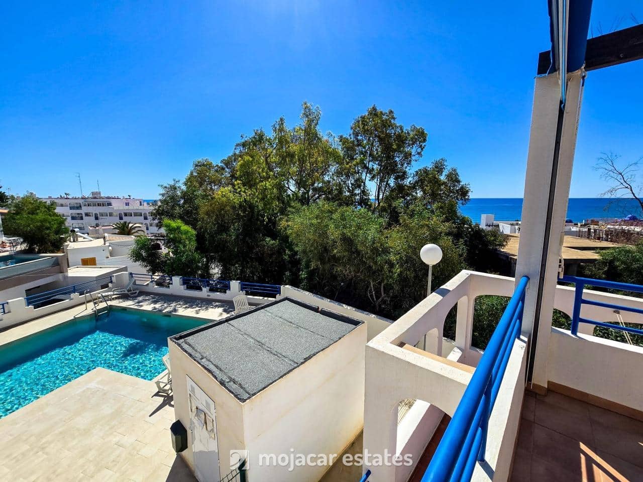 2 soveværelse Lejlighed til salg i Mojacar med swimmingpool - € 269.000 (Ref: 9863747)