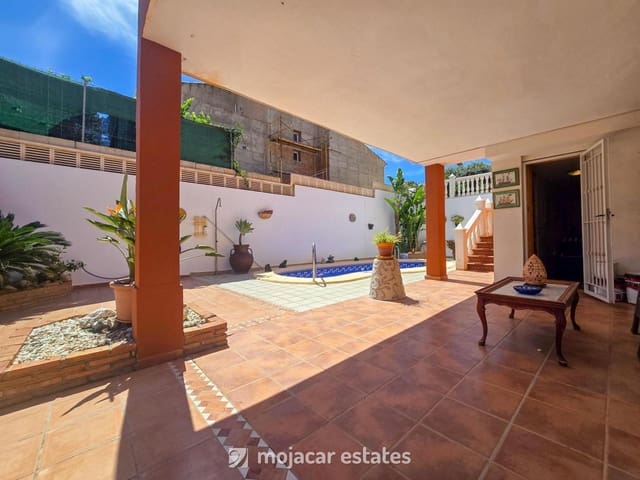 5 camera da letto Villa in vendita in Vera Ciudad, Vera con piscina garage - 395.000 € (Rif: 9875450)