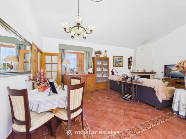 5 camera da letto Villa in vendita in Vera Ciudad, Vera con piscina garage - 395.000 € (Rif: 9875450)