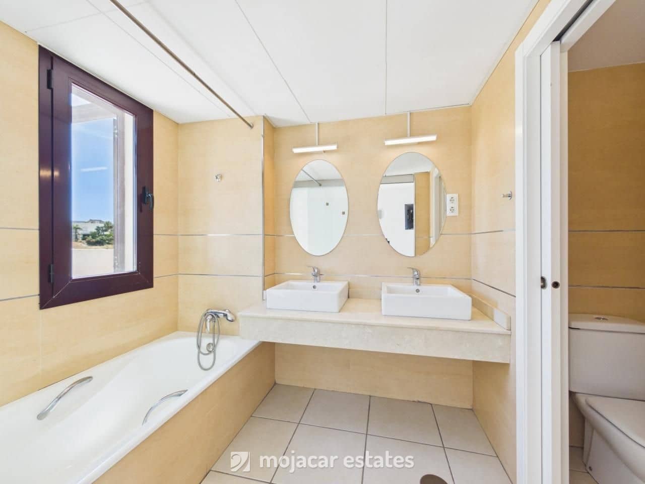 3 Zimmer Haus zu verkaufen in Mojacar mit Garage - 400.000 € (Ref: 9891559)