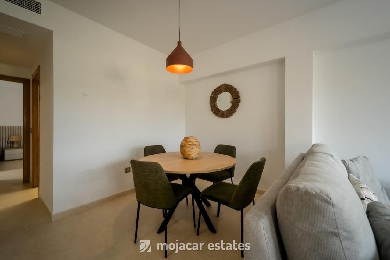 2 soverom Leilighet til salgs i Las Herrerias med svømmebasseng garasje - € 145 900 (Ref: 9974435)