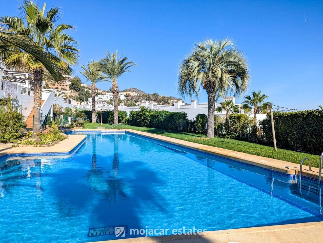 3 bedroom Apartment for sale in Mojacar with pool garage - € 380,000 (Ref: 9990006)