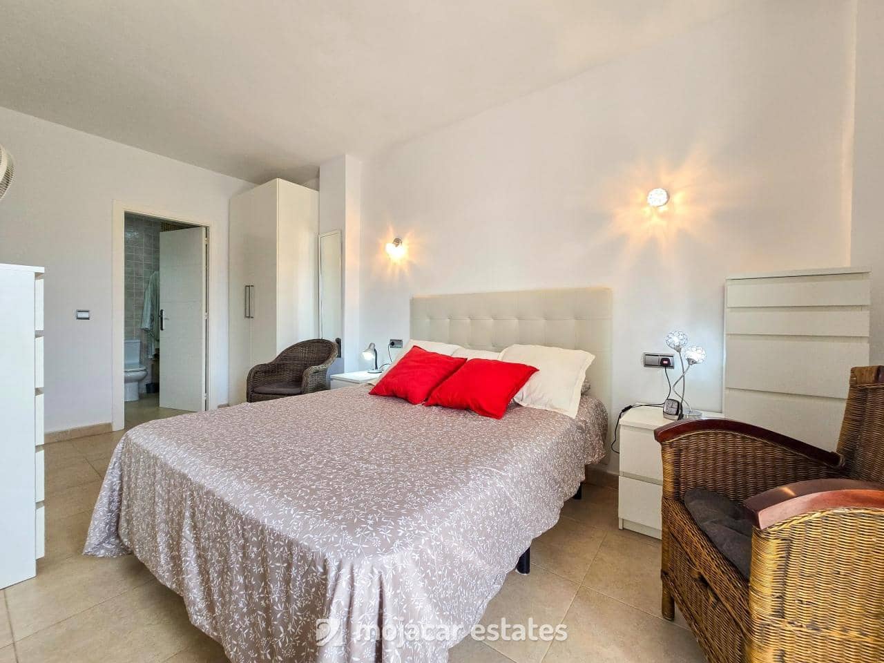 2 bedroom Apartment for sale in Mojacar with pool garage - € 243,000 (Ref: 9993668)