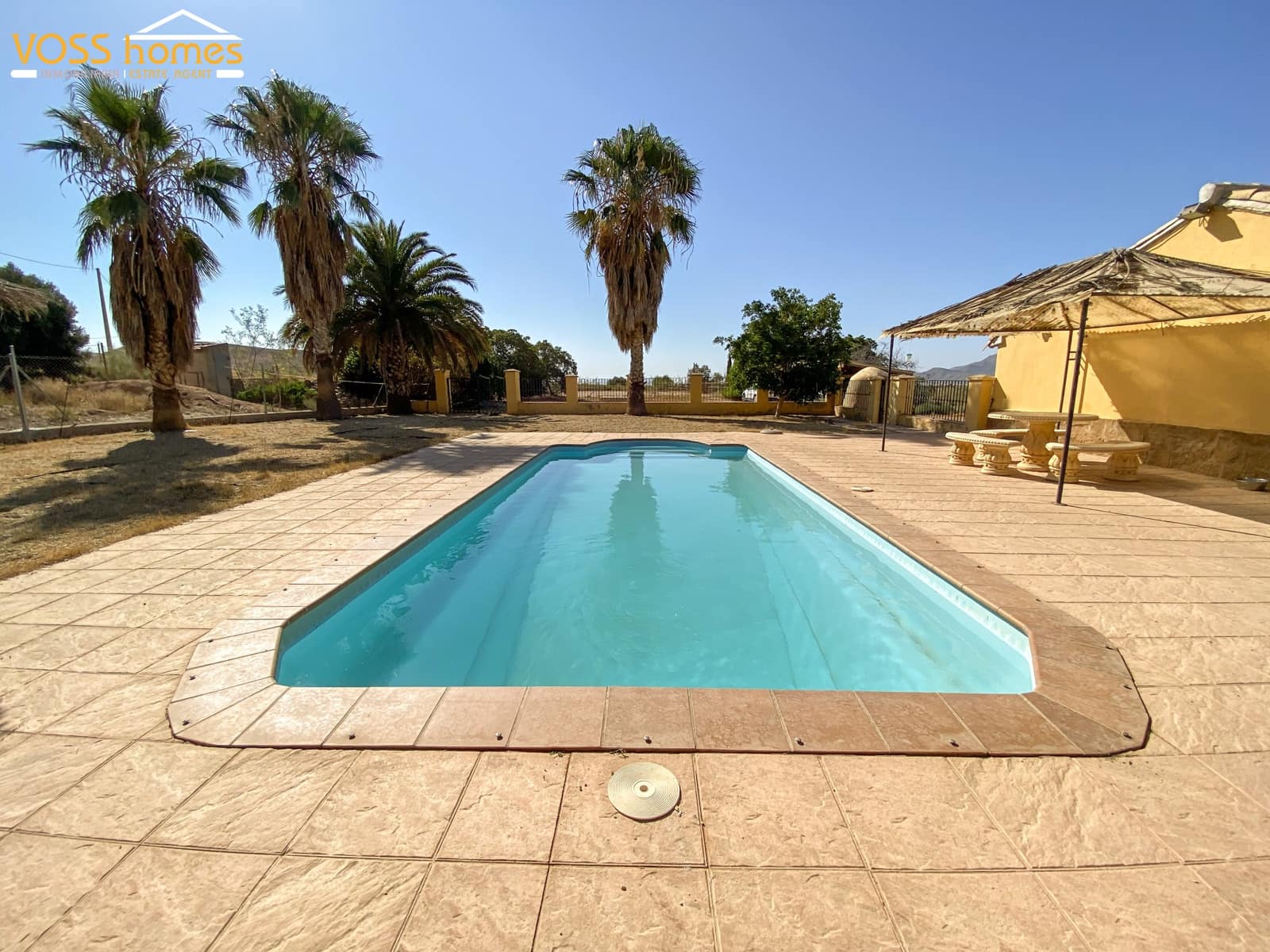 5 soveværelse Finca/Landehus til salg i Huercal-Overa med swimmingpool garage - € 219.950 (Ref: 10004852)