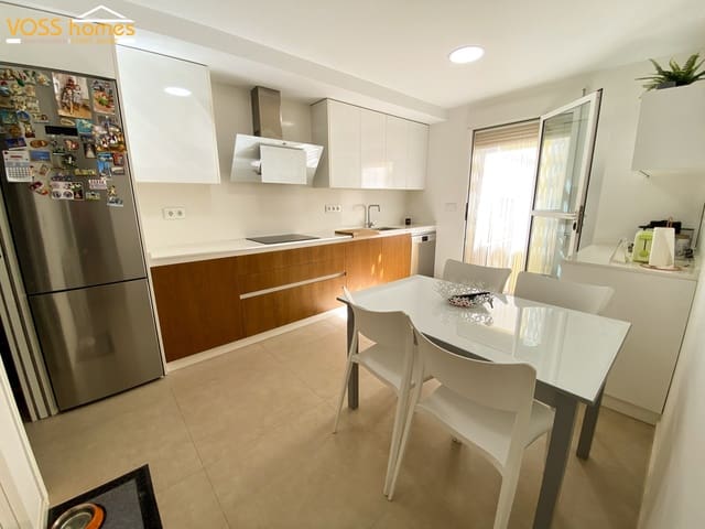 4 soveværelse Lejlighed til salg i Huércal-Overa med garage - € 299.950 (Ref: 10024588)