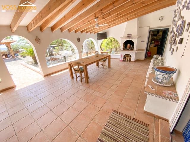 Finca/Casa Rural de 4 habitaciones en Huércal-Overa en venta con piscina garaje - 485.000 € (Ref: 10036246)