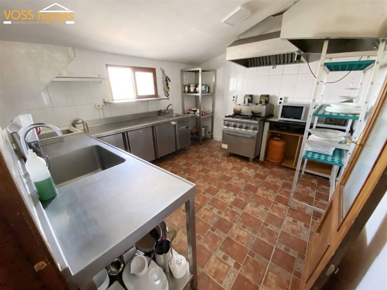 8 slaapkamer Commercieel te koop in Huercal-Overa met zwembad - € 289.950 (Ref: 10038564)