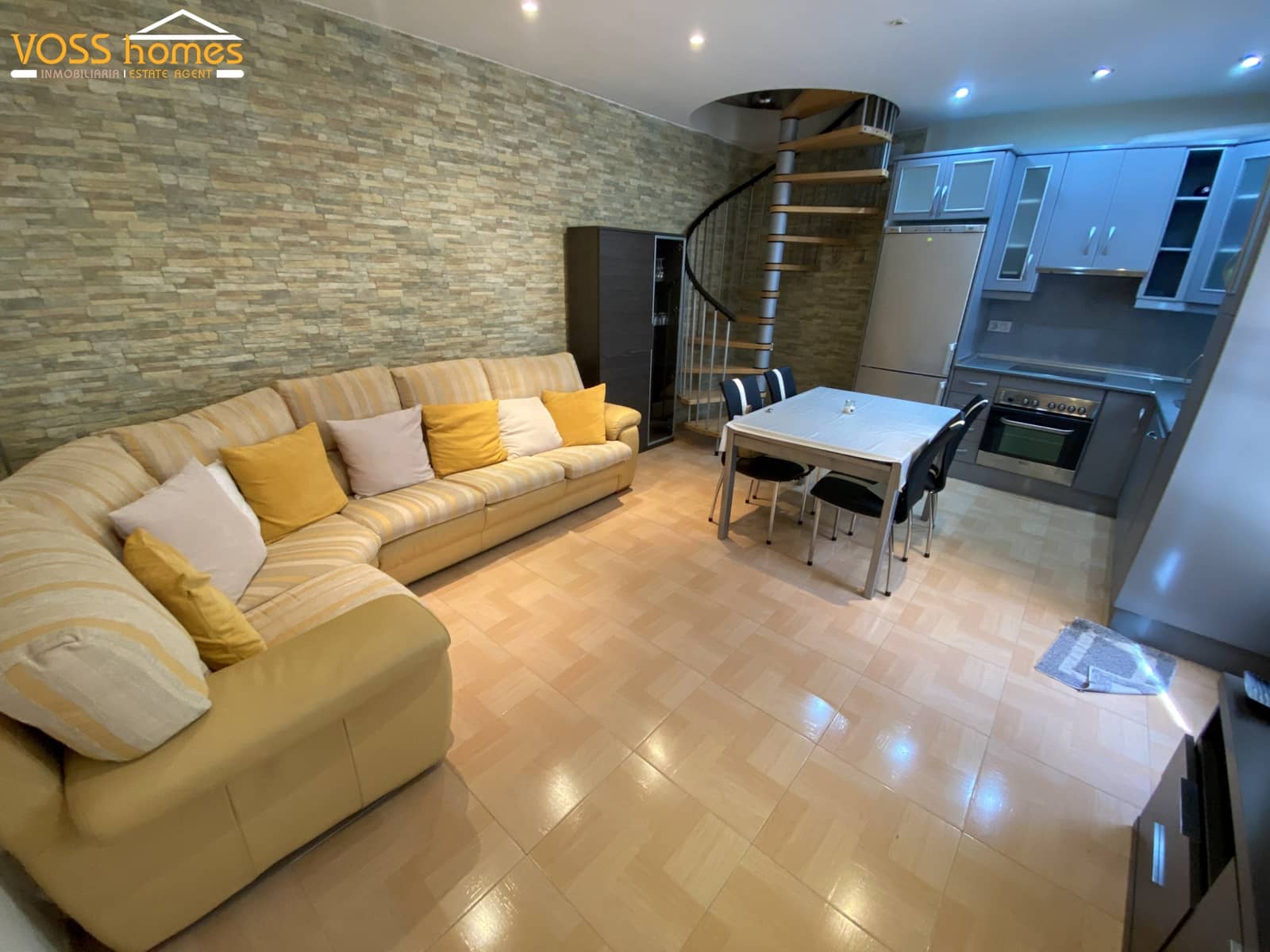 2 bedroom Townhouse for rent in Velez-Rubio - € 625 (Ref: 10040302)