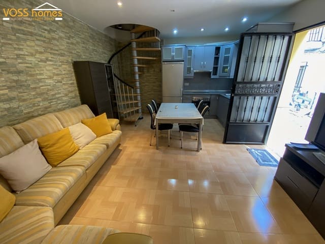 2 bedroom Townhouse for rent in Vélez-Rubio - € 625 (Ref: 10040302)