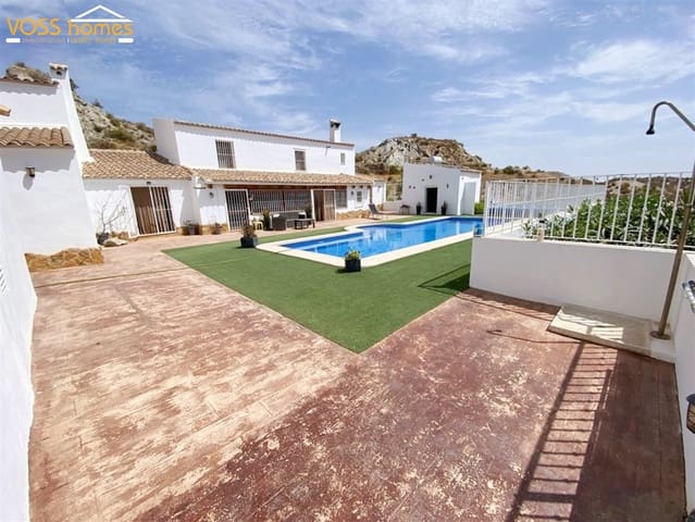 4 bedroom Finca/Country House for sale in Huércal-Overa with pool - € 419,950 (Ref: 10046949)