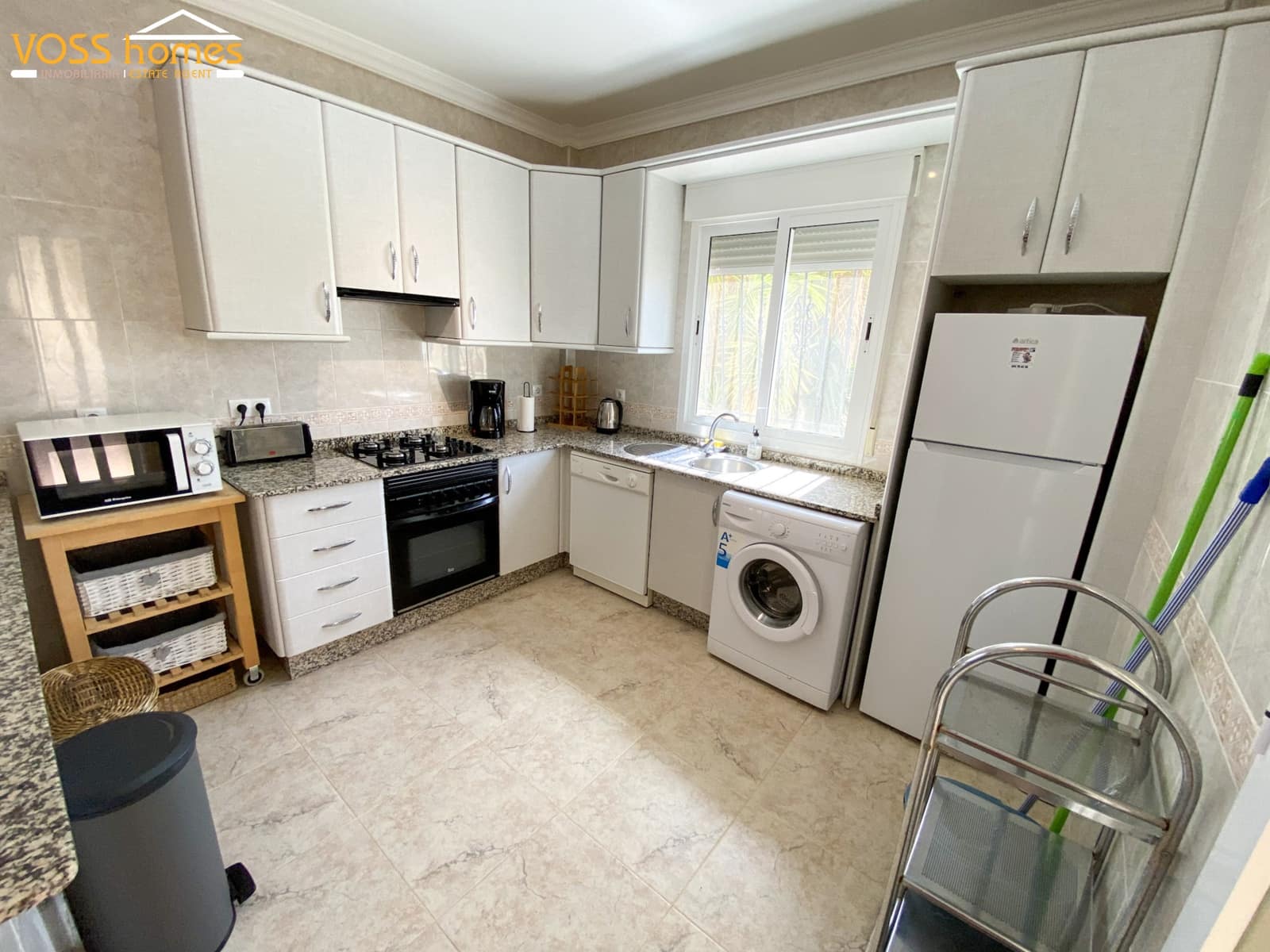 3 Zimmer Villa zu vermieten in Huercal-Overa mit Pool Garage - 1.200 € (Ref: 10048925)