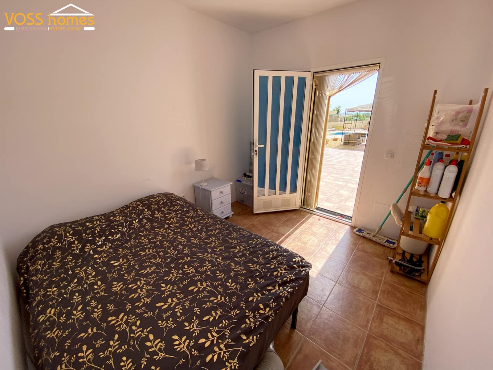 3 Zimmer Villa zu vermieten in Huercal-Overa mit Pool Garage - 1.200 € (Ref: 10048925)