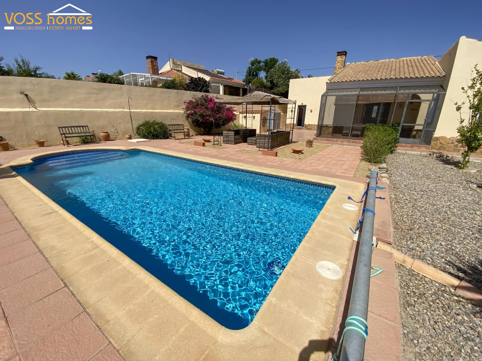 3 Zimmer Villa zu vermieten in Huercal-Overa mit Pool Garage - 1.200 € (Ref: 10048925)