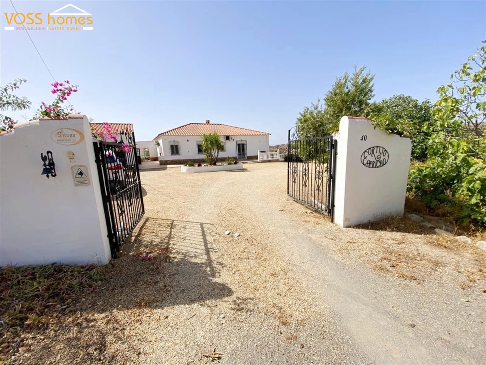 3 slaapkamer Villa te koop in Huercal-Overa met zwembad garage - € 369.950 (Ref: 10062248)