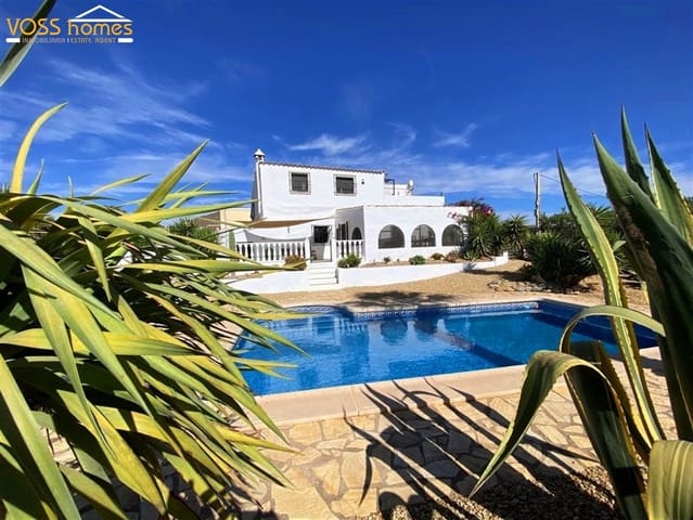 Finca/Casa Rural de 3 habitaciones en Zurgena en venta con piscina garaje - 319.950 € (Ref: 10077300)