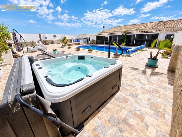 4 sovrum Villa till salu i Albox med pool garage - 395 000 € (Ref: 10133030)