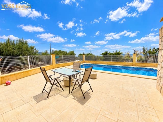 2 soveværelse Finca/Landehus til salg i Huércal-Overa med swimmingpool garage - € 159.950 (Ref: 10136050)