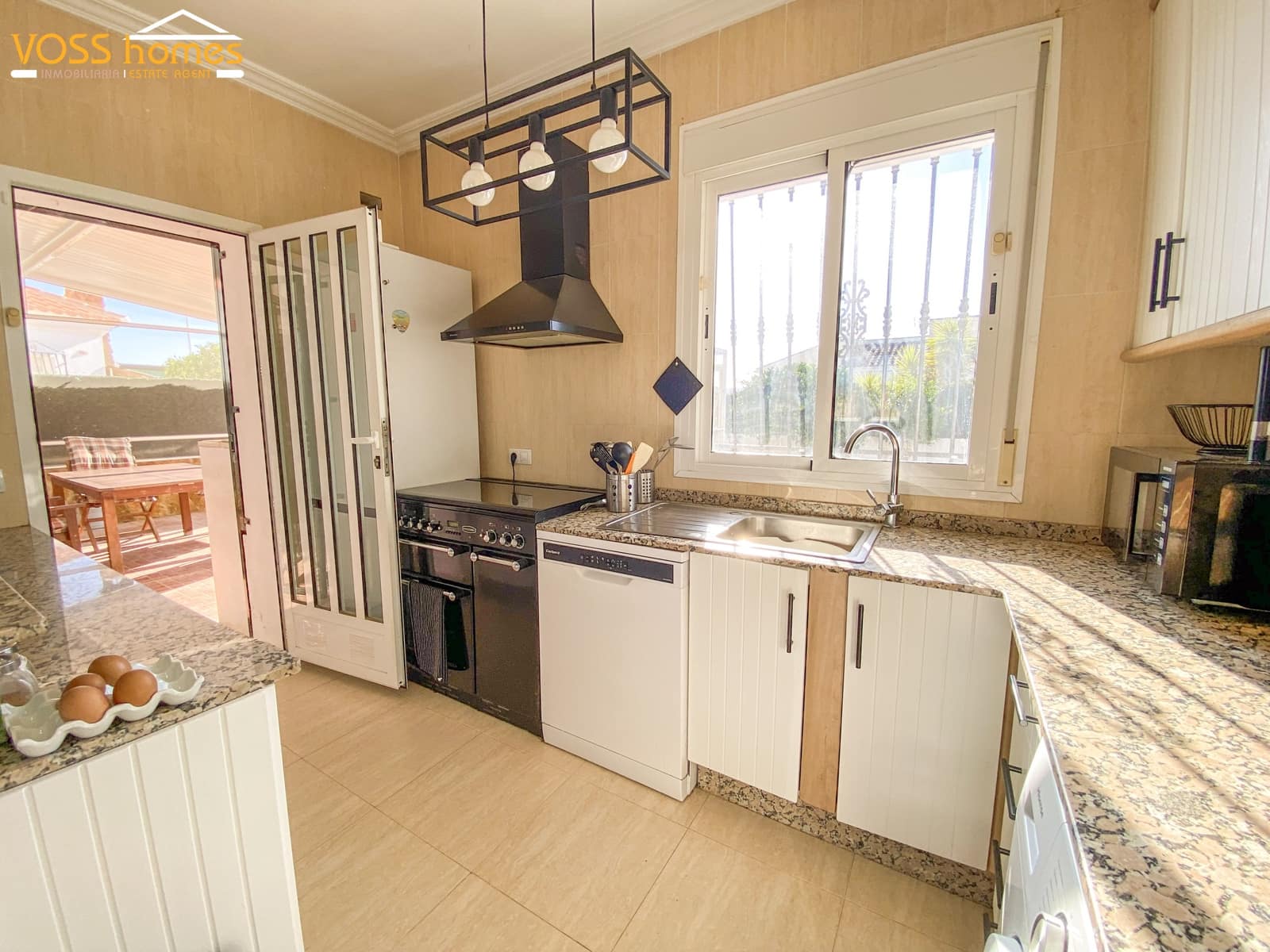 2 sypialnia Willa na sprzedaż w Huercal-Overa z garażem - 169 950 € (Ref: 10145666)
