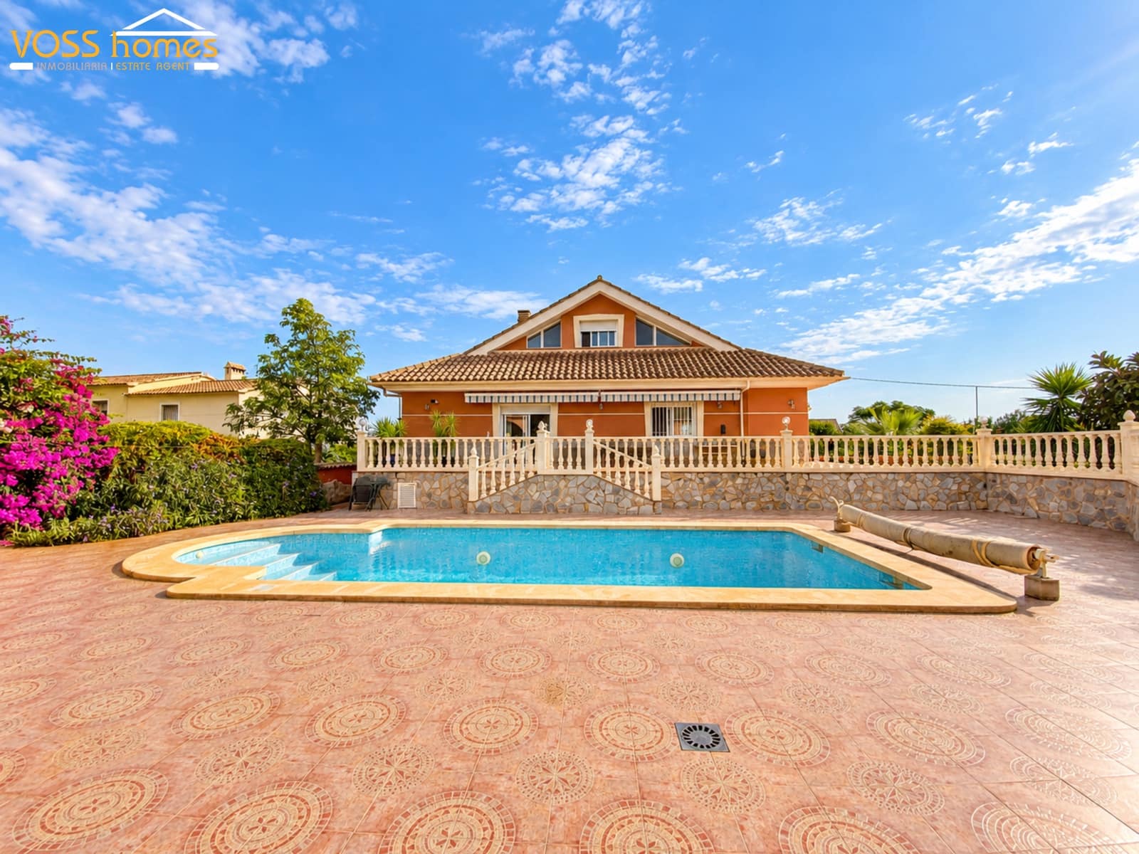 Chalet de 4 habitaciones en Puerto Lumbreras en venta con piscina garaje - 429.950 € (Ref: 10147446)