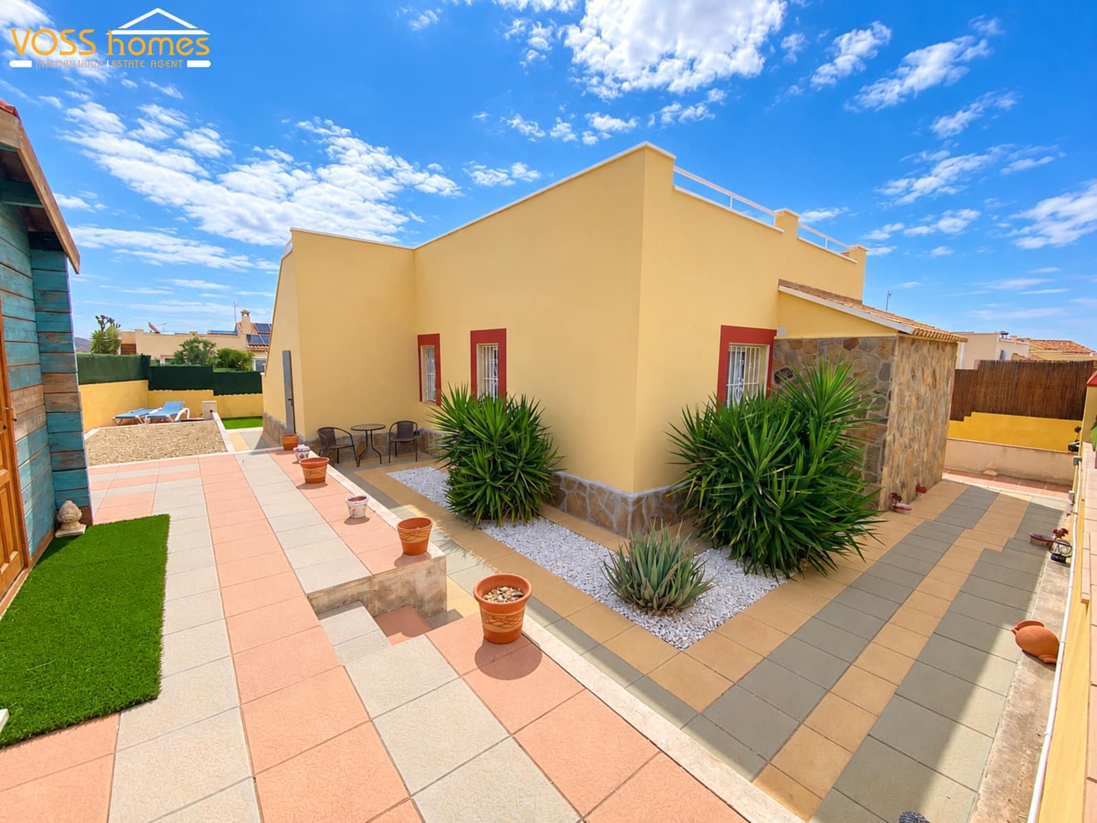 3 bedroom Villa for sale in La Alfoquia with garage - € 259,950 (Ref: 10158684)