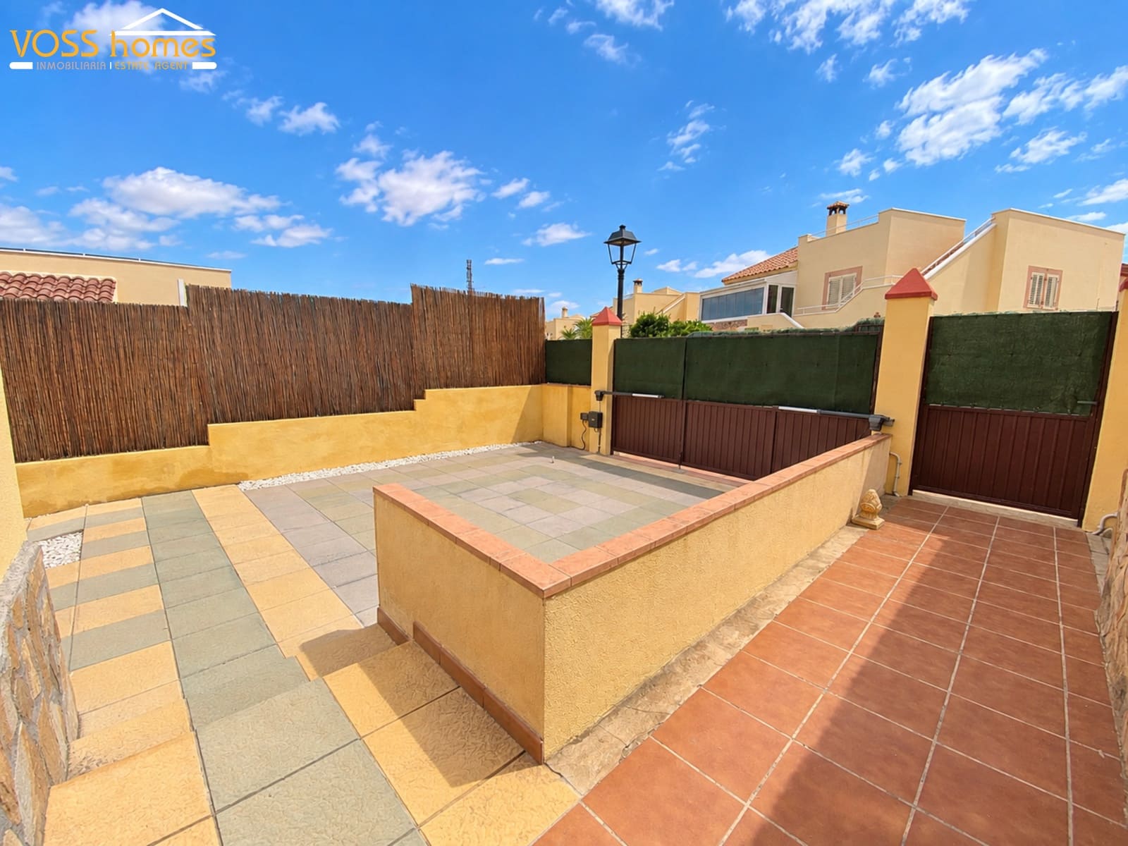 3 bedroom Villa for sale in La Alfoquia with garage - € 259,950 (Ref: 10158684)