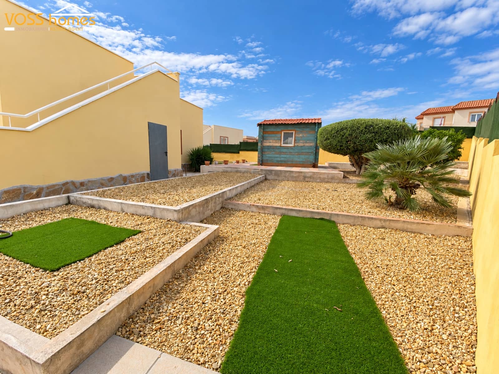 3 bedroom Villa for sale in La Alfoquia with garage - € 259,950 (Ref: 10158684)