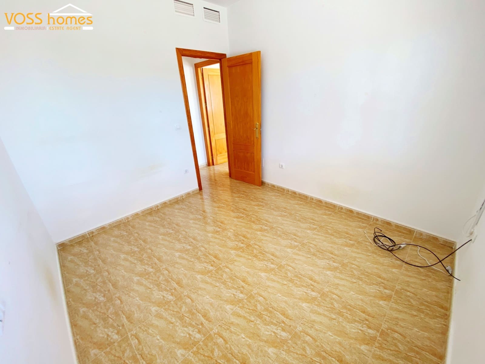 Chalet de 3 habitaciones en Zurgena en venta con garaje - 194.950 € (Ref: 10174781)