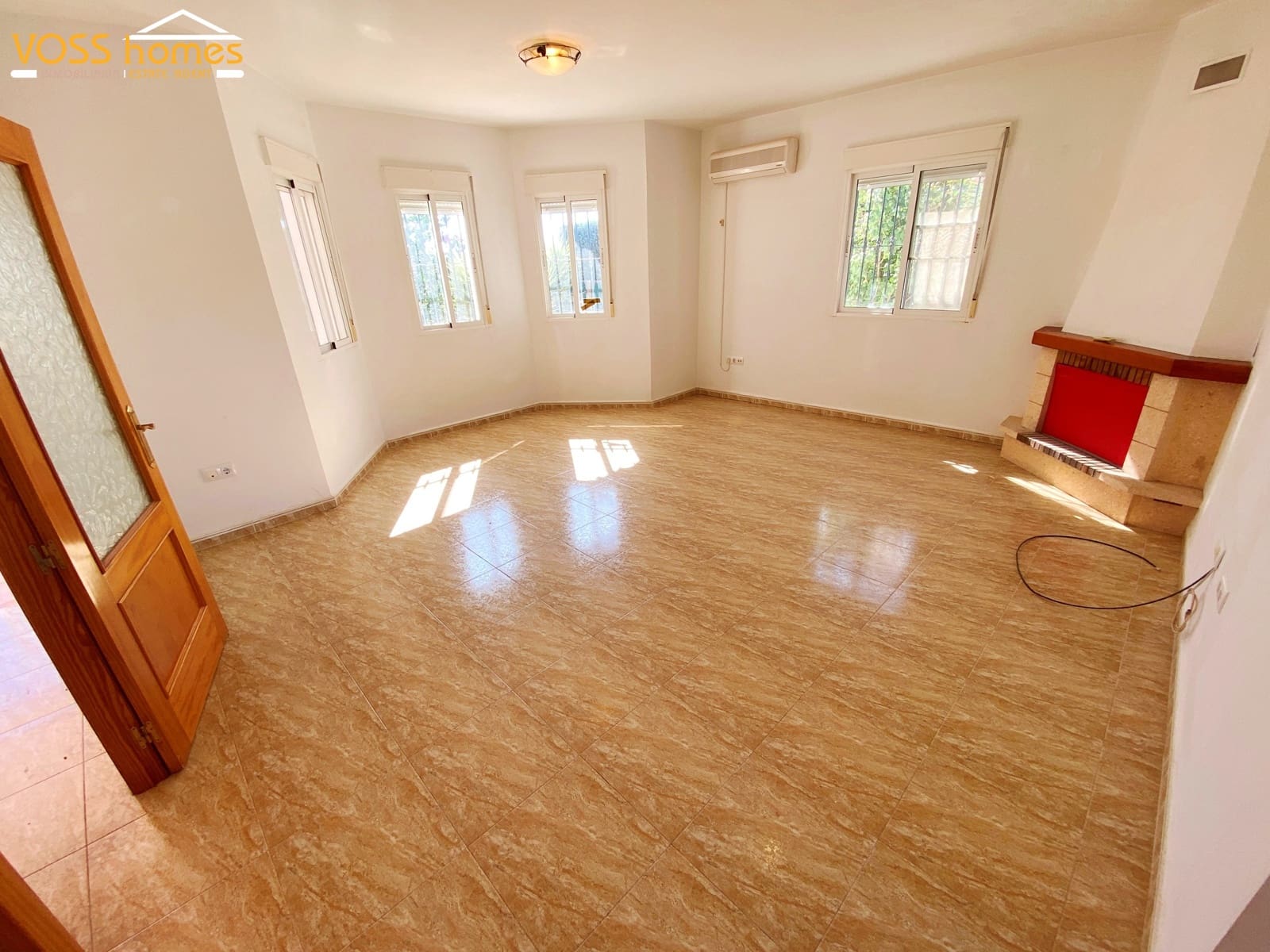 Chalet de 3 habitaciones en Zurgena en venta con garaje - 194.950 € (Ref: 10174781)