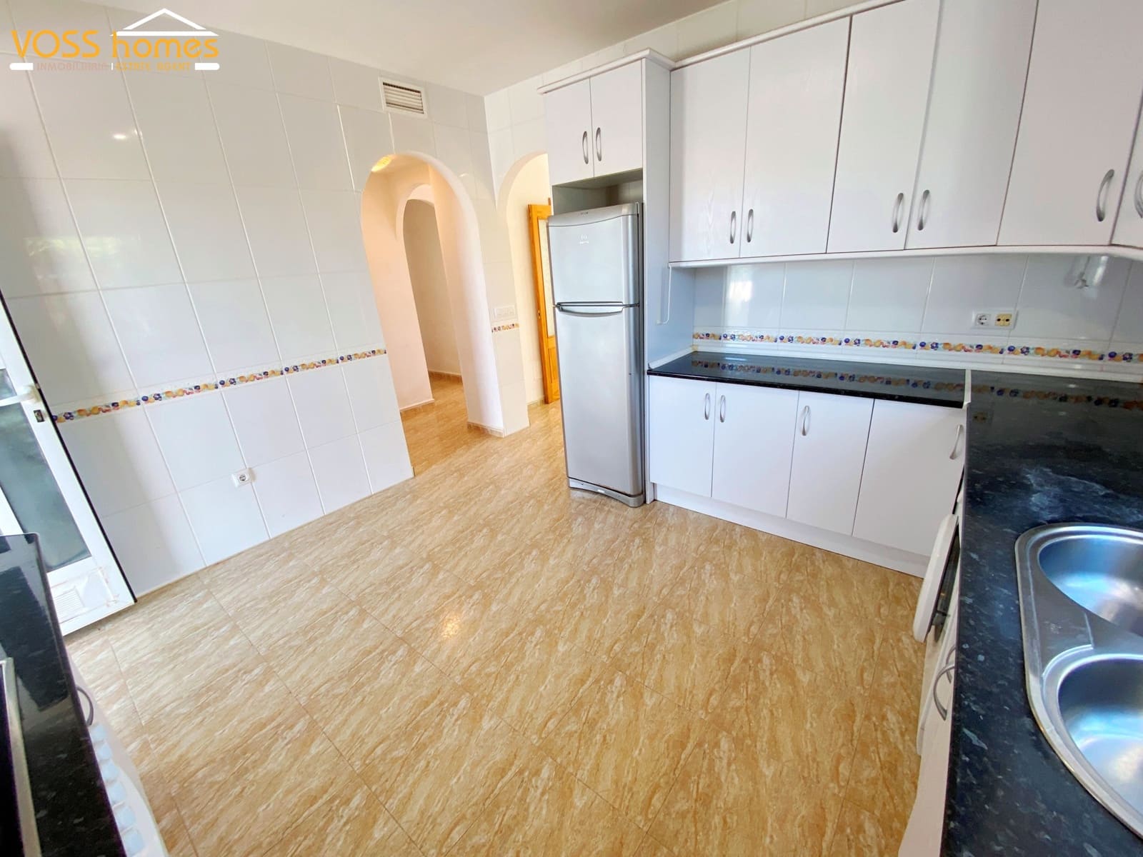 Chalet de 3 habitaciones en Zurgena en venta con garaje - 194.950 € (Ref: 10174781)