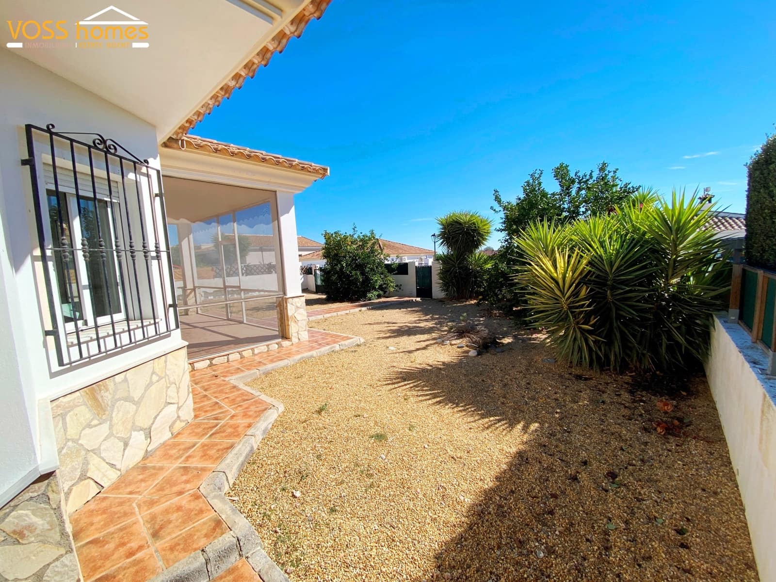 Chalet de 3 habitaciones en Zurgena en venta con garaje - 194.950 € (Ref: 10174781)