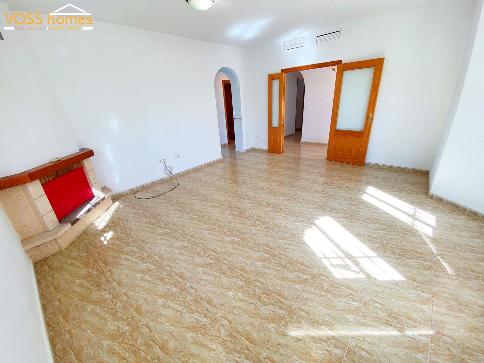 Chalet de 3 habitaciones en Zurgena en venta con garaje - 194.950 € (Ref: 10174781)